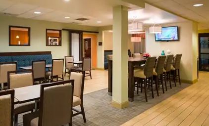 Hotel Hampton 3*